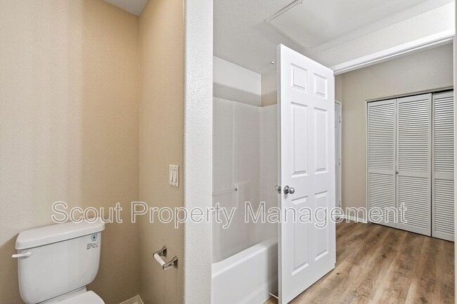 Building Photo - 44722 Adam Ln