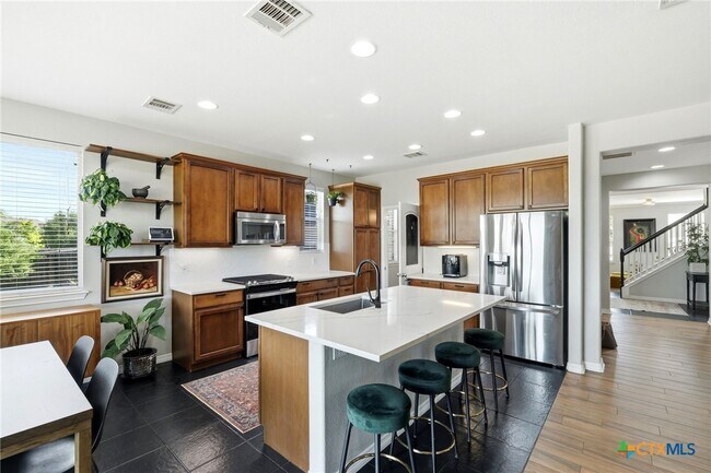 Building Photo - 1203 Canadian Cove