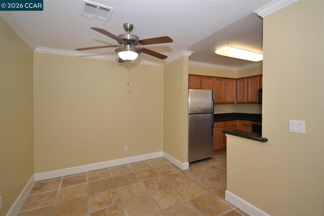 Building Photo - 182 Eastridge Dr