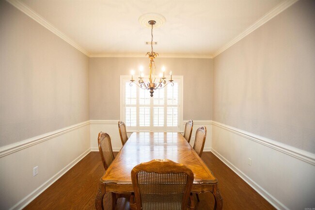 Building Photo - 2601 Sweetgrass-