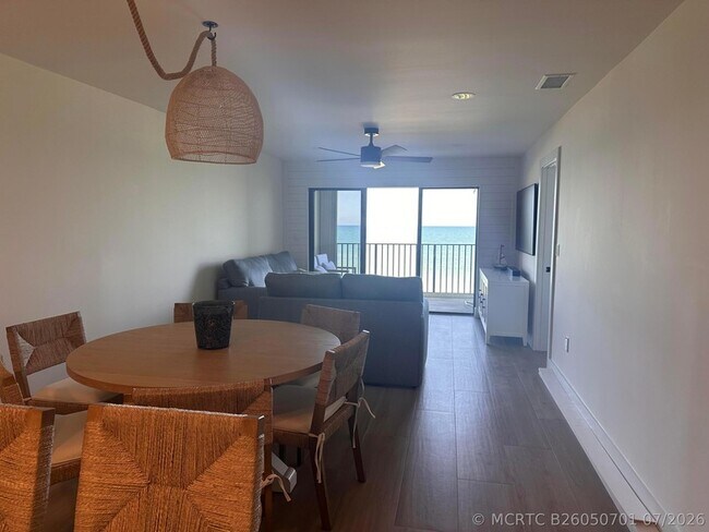 Building Photo - 7430 S Ocean Dr