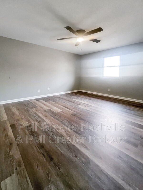 Building Photo - 542 Ashe Ave