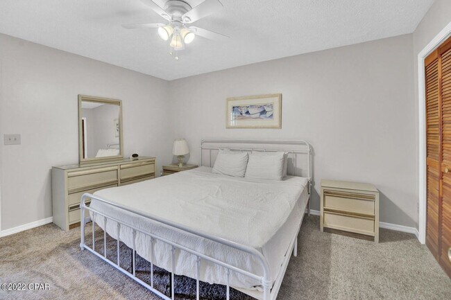 Building Photo - Fully Furnished, All Utilities, Townhome Panama City Beach