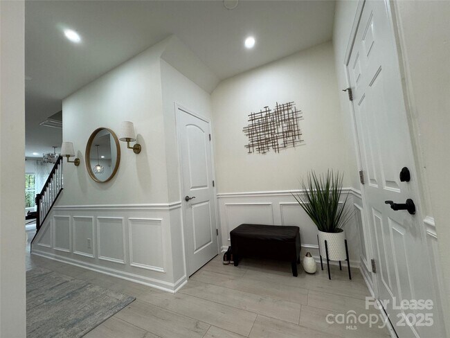 Building Photo - 8419 Aspen Ct