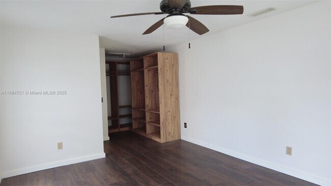 Building Photo - 1415 W Camino Real