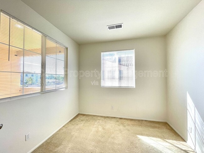 Building Photo - 1433 Shearwater St