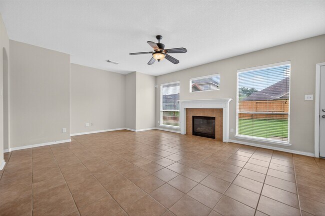 Building Photo - 15411 Redbud Dale Ct