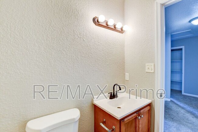 Building Photo - 2513 Masi St