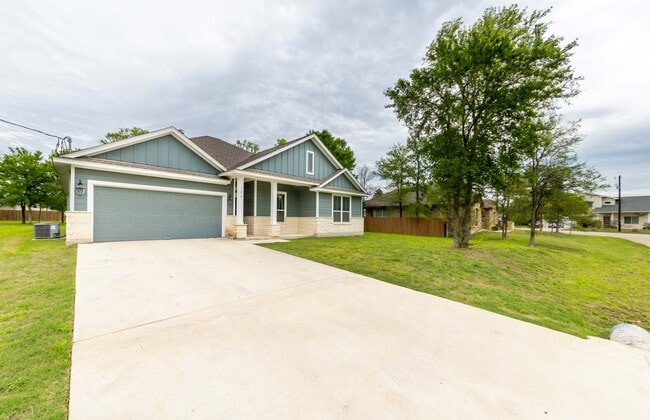 Building Photo - 106 Koele Ct