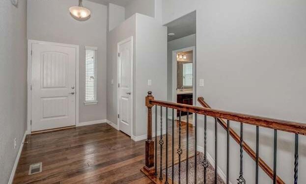 Building Photo - 4946 Olympus Dr