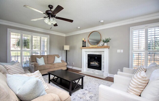 Building Photo - 5106 Tropicana Dr
