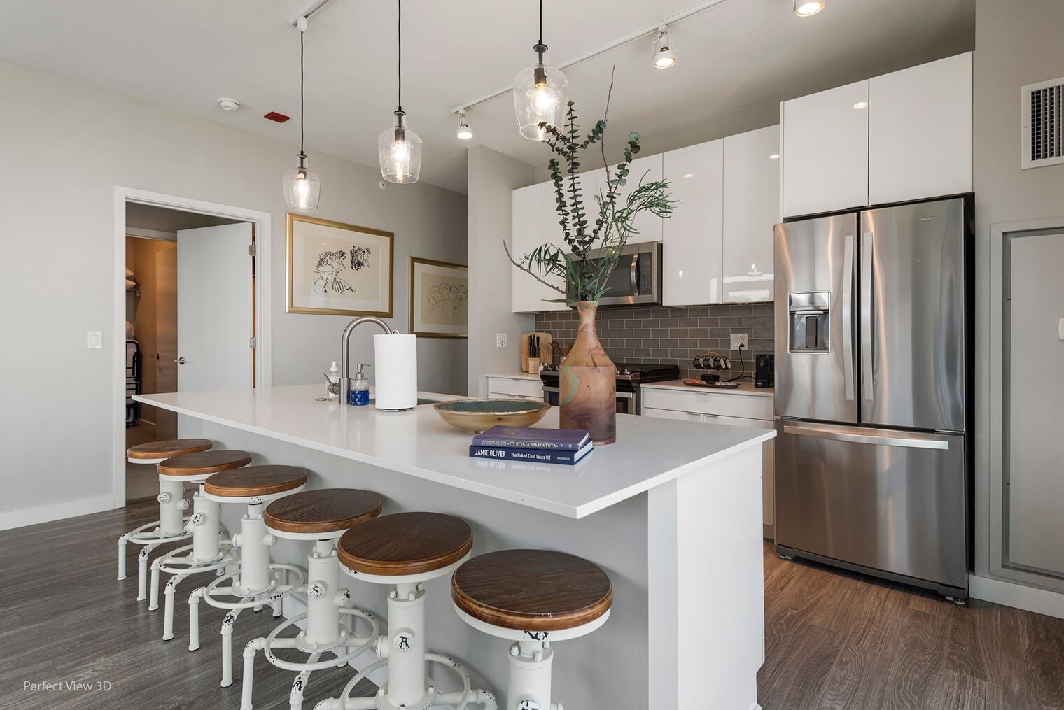 Building Photo - 1080 W Addison St