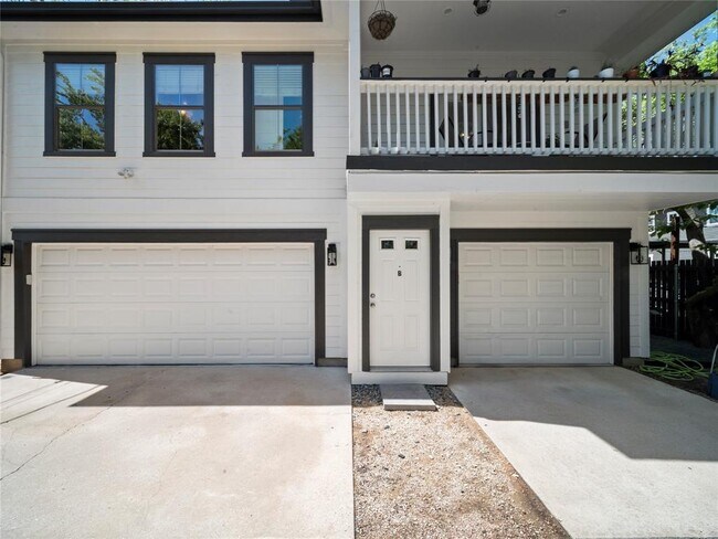 Building Photo - 5209 Evans Ave