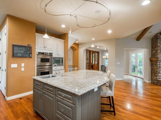 Building Photo - 9 Foxtail Cir