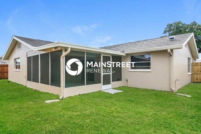 Building Photo - 7021 Moravian Dr