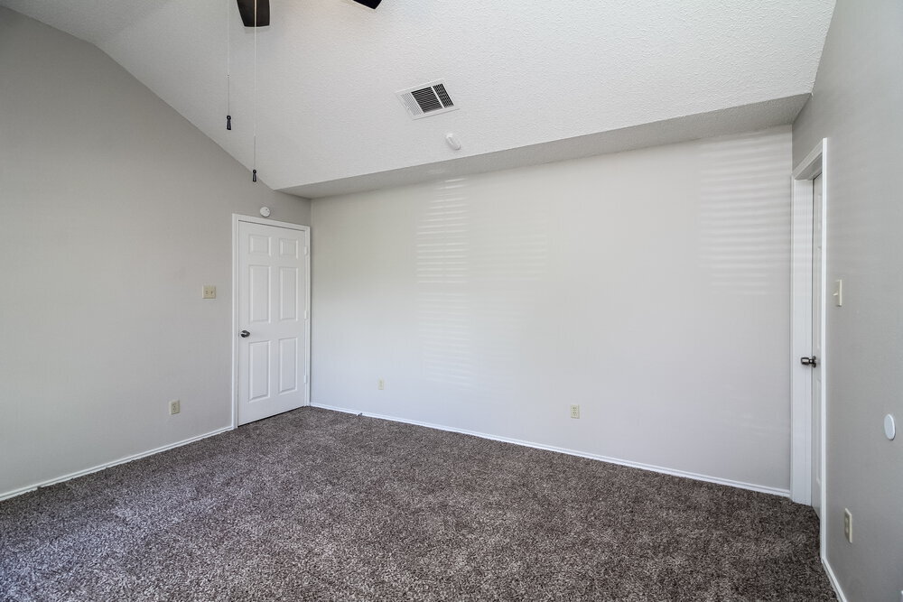 Building Photo - 927 Aspen Dr
