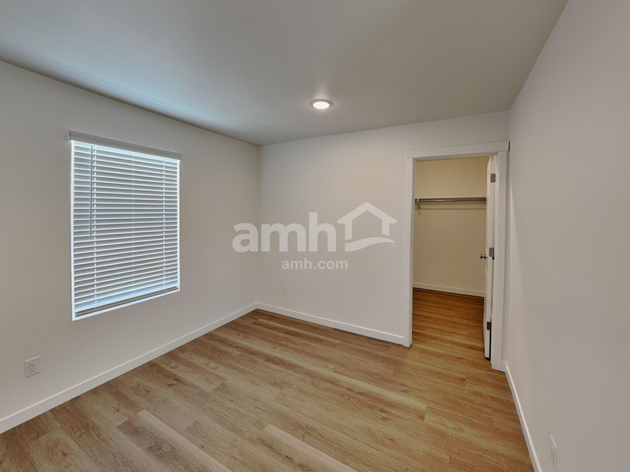 Building Photo - 23532 E 3rd Pl