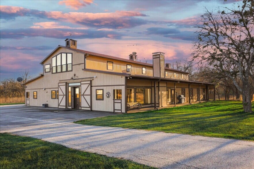 Building Photo - 9680 Co Rd 128