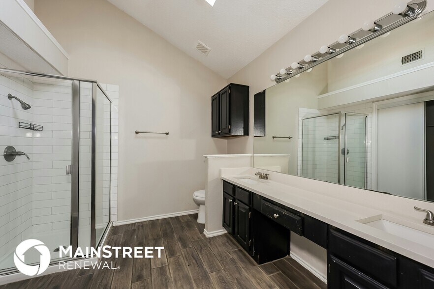 Building Photo - 2311 Ridgestone Dr