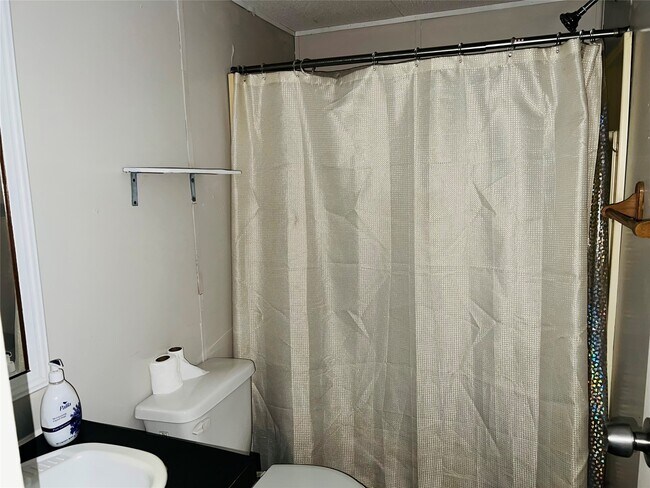 Building Photo - 25083 Billy Lee Dr