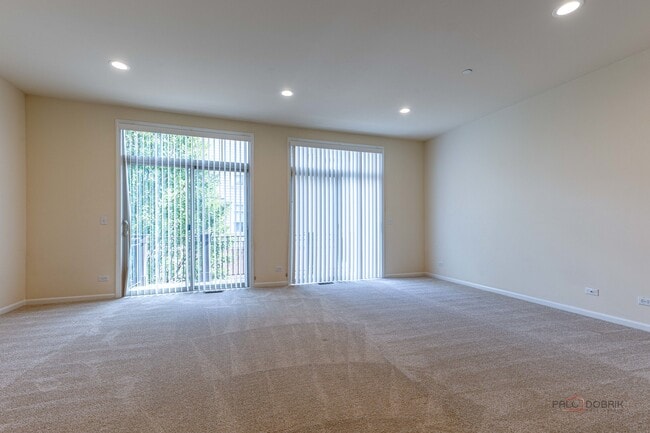 Building Photo - 405 Alpine Springs Dr