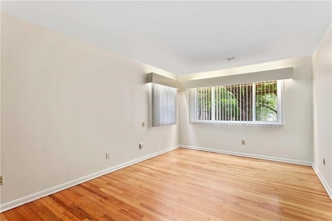 Building Photo - 1201 N Woolsey Ave