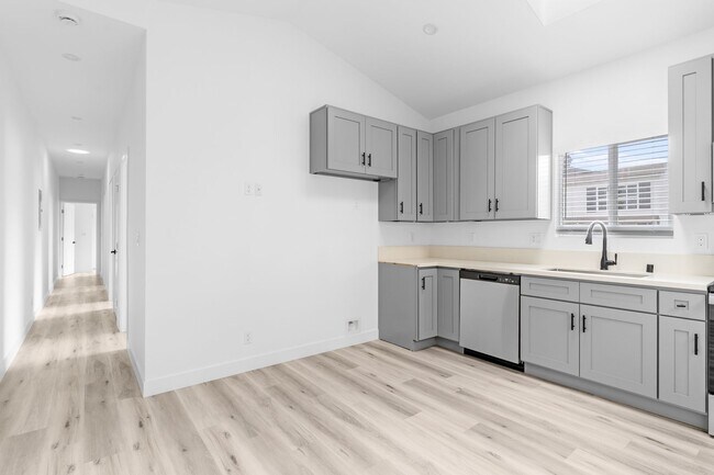 Interior Photo - 12602 Kensington Ln