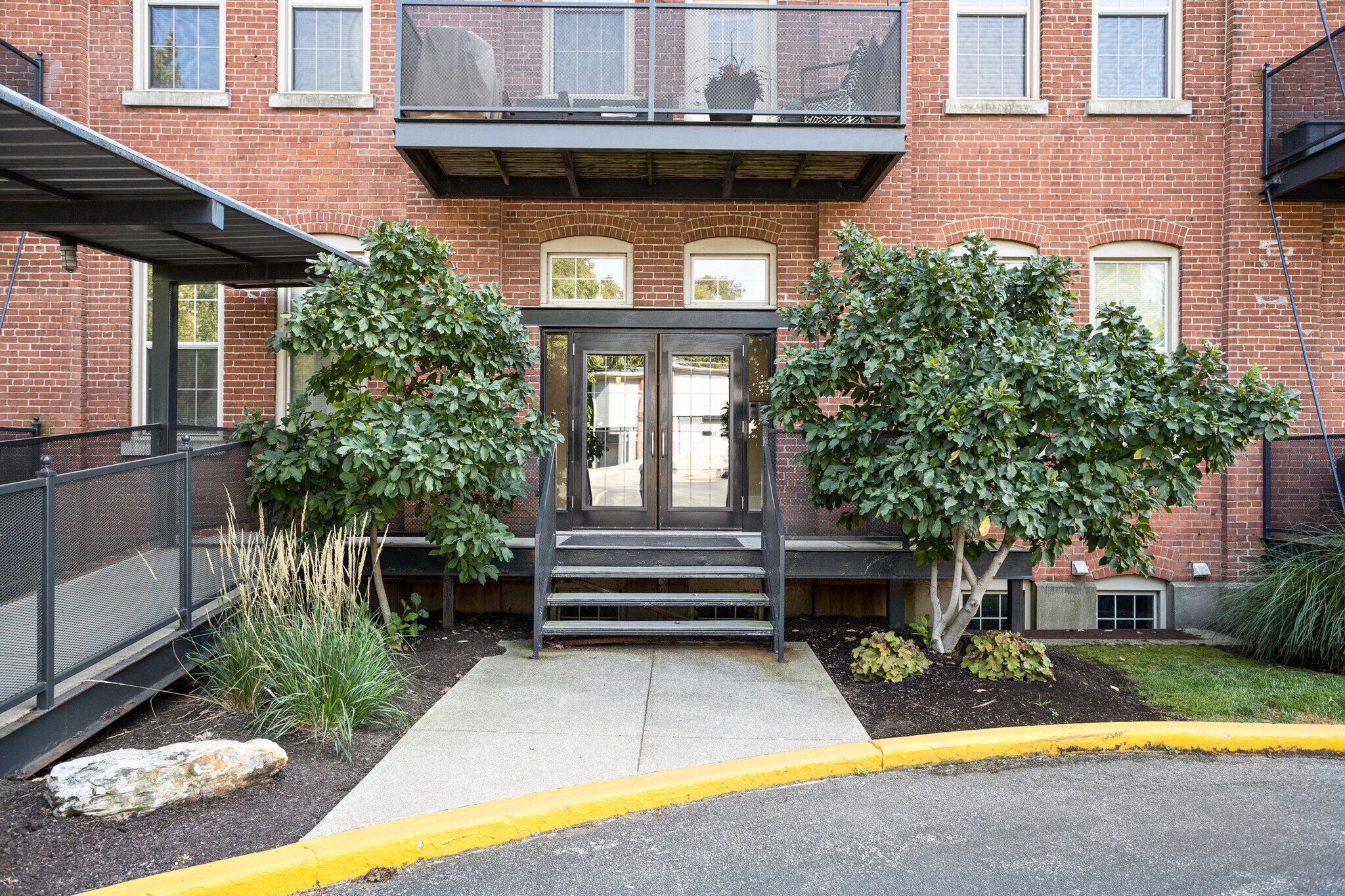 Building Photo - 55 S Harding St