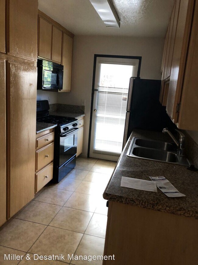 Building Photo - 11806 Mayfield Ave