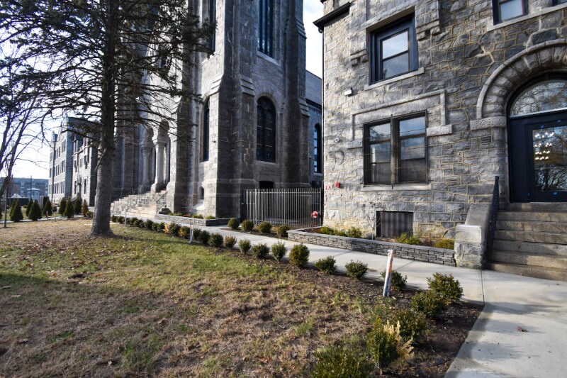 Building Photo - 1030 N 48th St