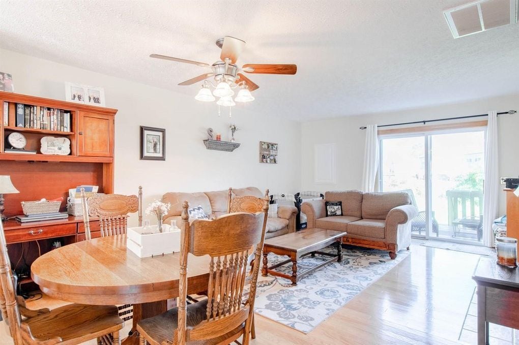 Building Photo - 175 Blue Leaf Dr