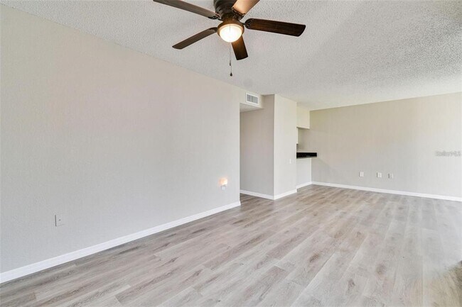 Building Photo - 726 Haven Pl