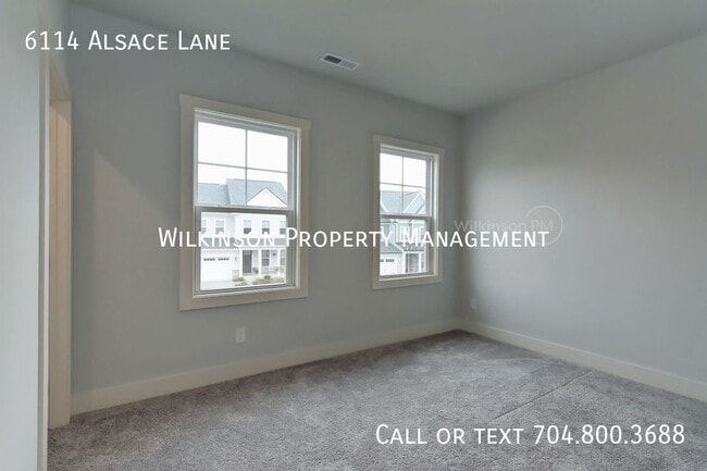 Building Photo - 6114 Alsace Ln