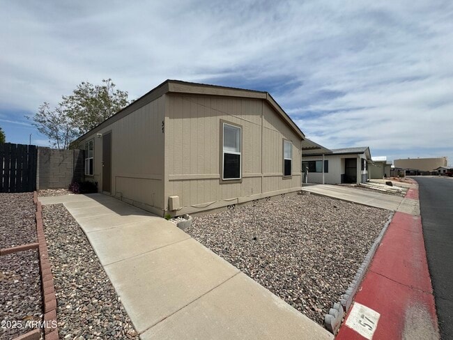 Building Photo - 8601 N 103rd Ave