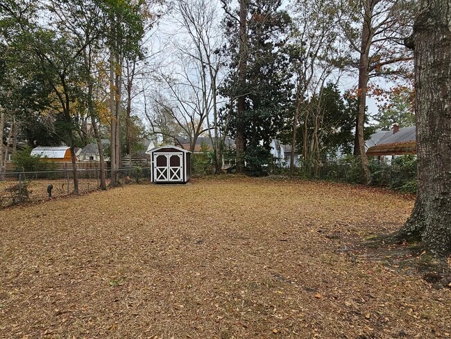 Building Photo - 29 Baker St