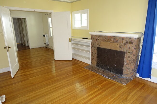 Building Photo - 2573 Virginia St