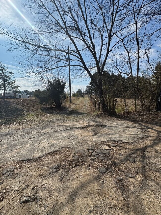 Building Photo - Affordable 2-Bedroom Home in Mill Creek Sc...