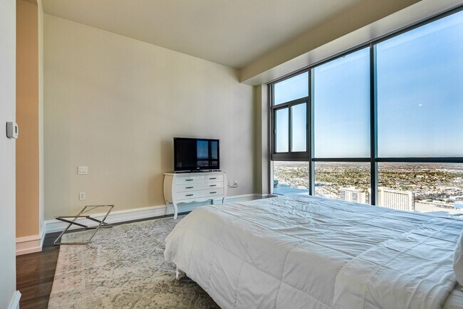 Building Photo - Sky Las Vegas 4305- Stunning City Views from this Fully Furnished, 3Bd, 3-Story Penthouse Residence