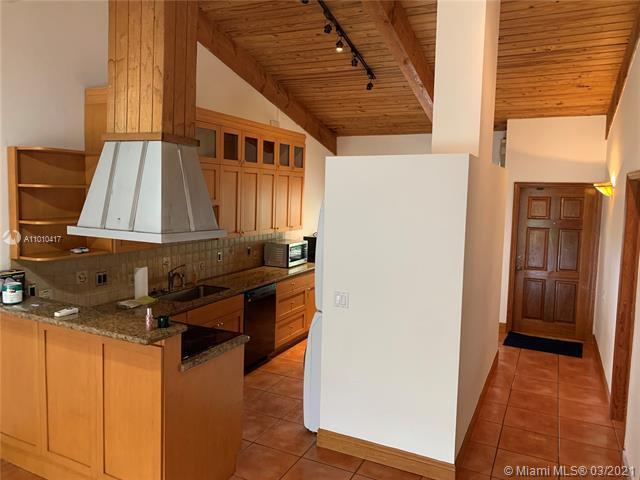 Building Photo - 13620 SW 101st Ln