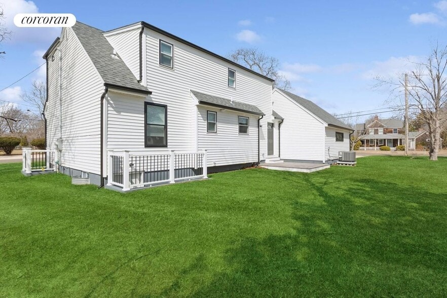 Building Photo - 1 Friese Dr