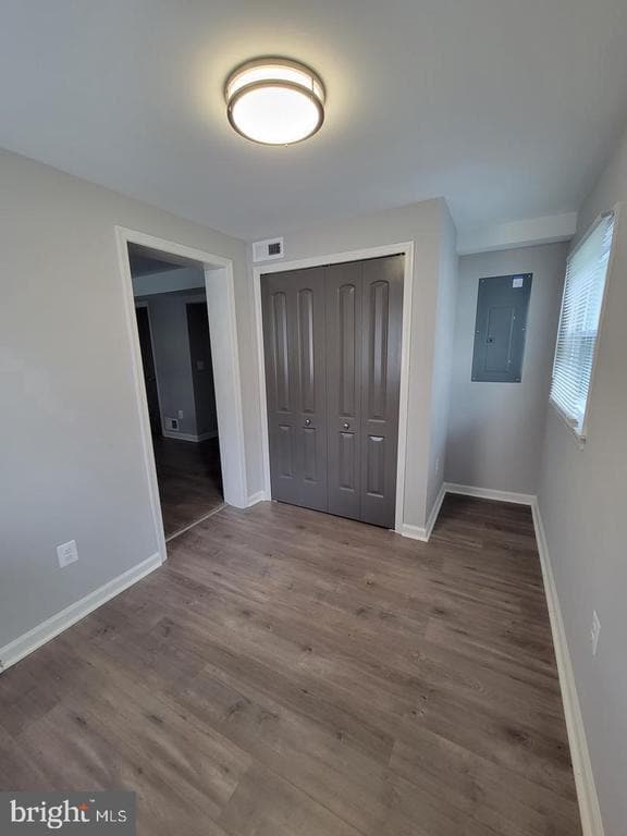 Building Photo - 9145 Old Scaggsville Rd