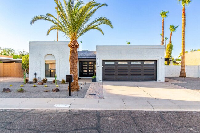 Building Photo - 7730 E Buena Terra Way