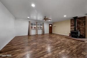 Building Photo - 463 Larson Rd