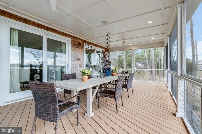 Building Photo - 34903 W Love Dr