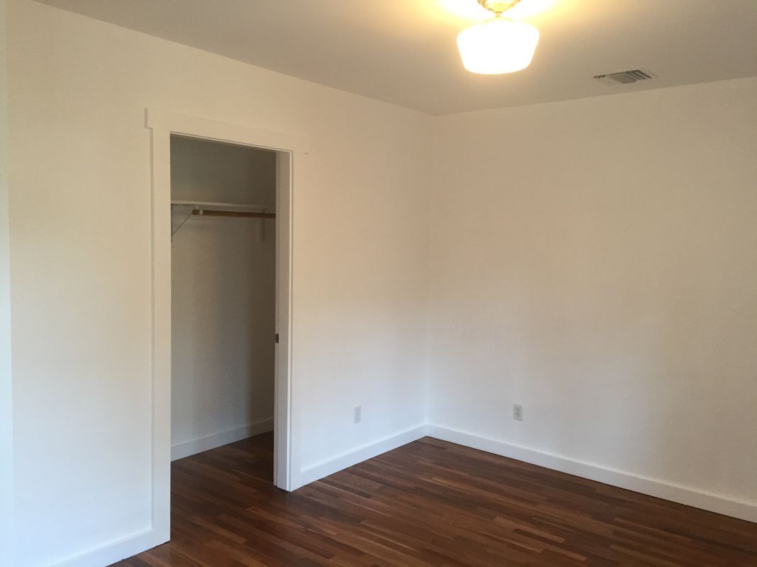 Building Photo - 2834 Denby Ave