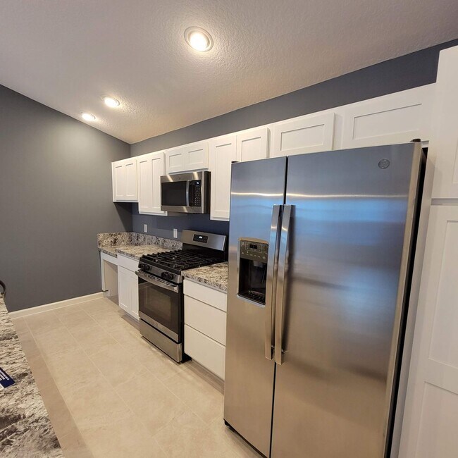 Building Photo - Wonderful home in Citrus Grove