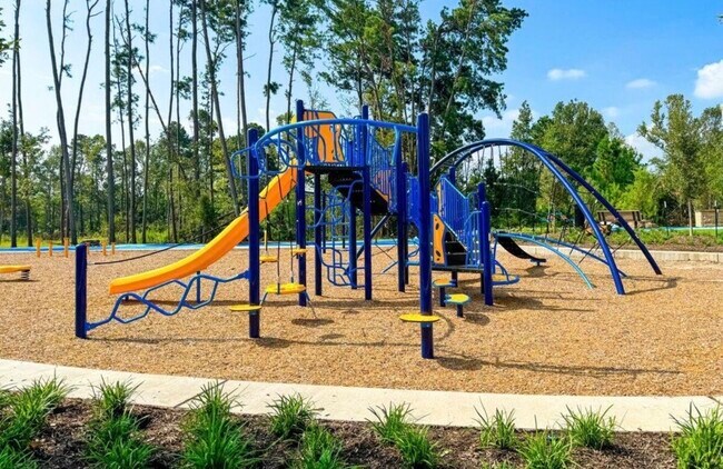 Building Photo - 734 Falling Cave Dr