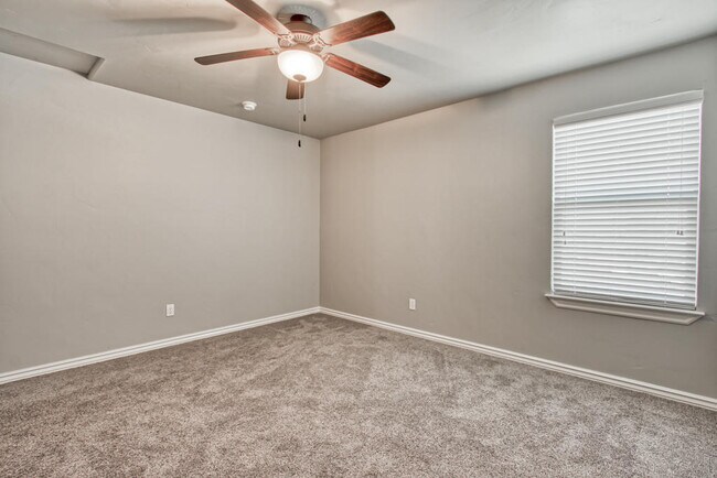 Building Photo - 7896 Enchanted Path Dr