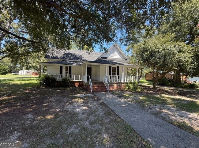 Building Photo - 604 Shy St