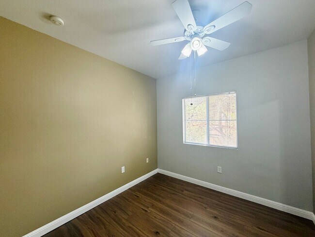 Building Photo - 5250 S Rainbow Blvd